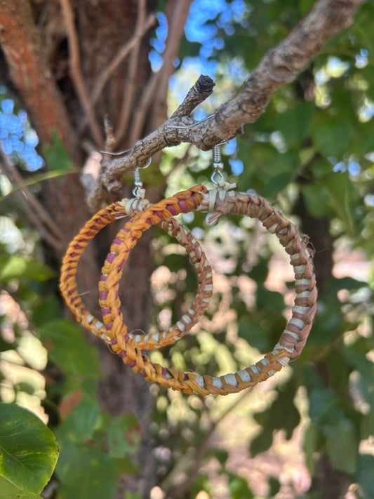 Authentic Aboriginal artwork. Pandanus weaving bracelet made by Daluk women in Kakadu National Park